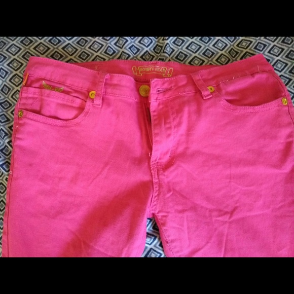 Robin Jeans - Picture 1 of 2